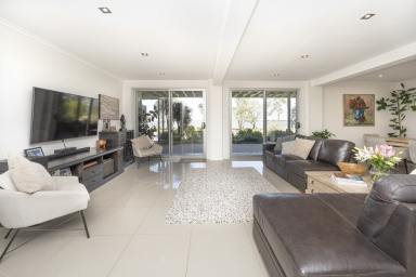 House For Sale - VIC - Lake Boga - 3584 - Luxury Lakeside Living with Panoramic Views  (Image 2)