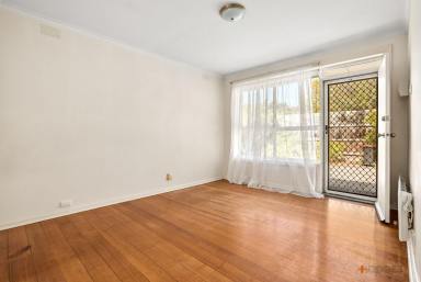 Unit For Lease - VIC - Chelsea - 3196 - SPACIOUS | TWO BEDROOM | QUIET BLOCK  (Image 2)