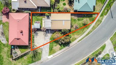 House For Sale - VIC - Myrtleford - 3737 - Comfortable Living in a Prime Location  (Image 2)