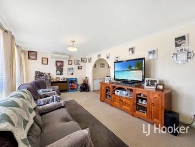House For Sale - NSW - Inverell - 2360 - Solid Family Living in Prime Albion Hill Location  (Image 2)