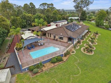 House For Sale - NSW - Tarraganda - 2550 - A FAMILIES PARADISE!  (Image 2)