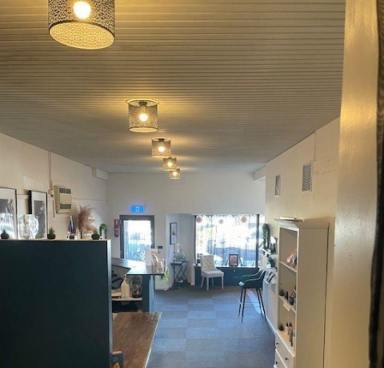 Business For Sale - VIC - Stawell - 3380 - Stawell VIC, Well-Established Beauty & Spa Salon - Exclusive Treatments  (Image 2)