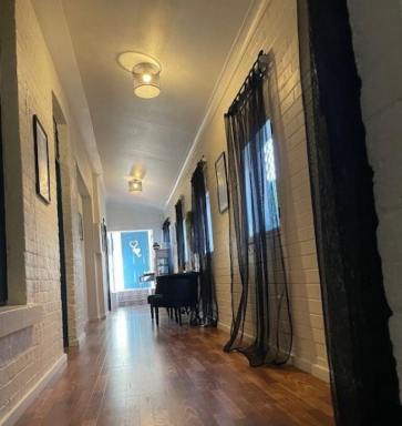 Business For Sale - VIC - Stawell - 3380 - Well-Established Beauty & Spa Salon with Exclusive Treatments in Stawell VIC (Image 2)