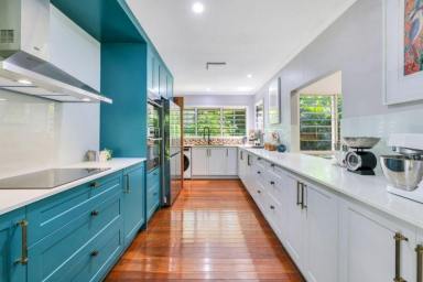 House For Sale - NT - Batchelor - 0845 - Stunning Elevated Tropical Beauty  (Image 2)