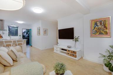 Apartment For Sale - WA - Fremantle - 6160 - Elevated Privacy on East Fremantle Border  (Image 2)