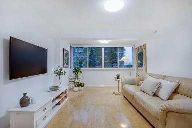 Apartment Sold - WA - Fremantle - 6160 - Elevated Privacy on East Fremantle Border (Image 2)