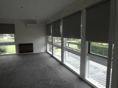 House For Lease - VIC - Bairnsdale - 3875 - 55 BREDT STREET, BAIRNSDALE  (Image 2)