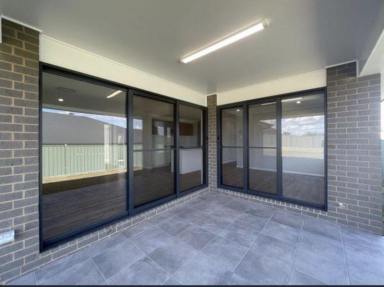 House For Sale - NSW - Dubbo - 2830 - Near-New Designer Home on 878sqm with Solar Built Oct 2023 by GJ Gardner Homes  (Image 2)