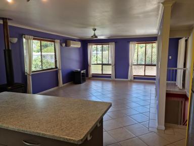 House Leased - QLD - Redbank - 4301 - 3 bedroom house high set, (Image 2)