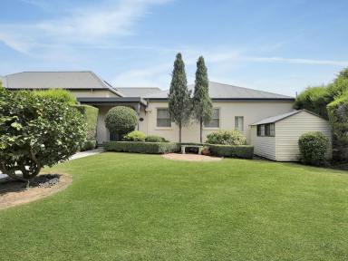 Villa For Sale - NSW - Moss Vale - 2577 - Elegant Living in the Heart of Moss Vale  (Image 2)