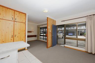 Studio For Lease - QLD - Edmonton - 4869 - Ground Floor Studio - Carport - Pool - Gated Complex (Image 2)