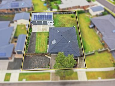 House For Sale - VIC - Bairnsdale - 3875 - RARE 1160sqm PLUS SHEDDING & SOLAR  IN SHANNON WATERS  (Image 2)