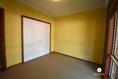 House For Lease - VIC - Chiltern - 3683 - Spacious Family Home in Chiltern VIC  (Image 2)