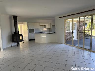 House Leased - NSW - Robertson - 2577 - Peaceful Country Living in the Heart of Robertson!  (Image 2)