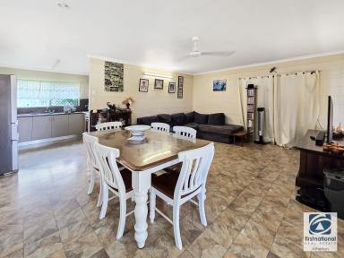 House For Sale - QLD - Mareeba - 4880 - Comfortable Three-Bedroom Home with Outdoor Entertaining on a Convenient Block  (Image 2)
