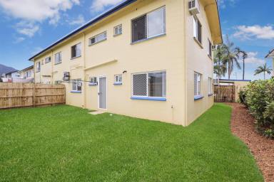 Unit For Sale - QLD - Woree - 4868 - GROUND FLOOR UNIT IN A SMALL COMPLEX  (Image 2)