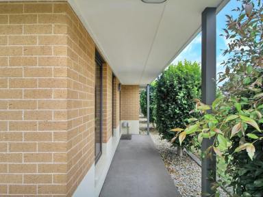 Townhouse For Sale - VIC - Bairnsdale - 3875 - DOWNTOWN LIVING - EVERYTHING IS AT YOUR DOORSTEP!  (Image 2)