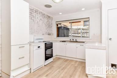 Unit For Sale - TAS - Summerhill - 7250 - Low Maintenance Living in a Convenient Location  (Image 2)