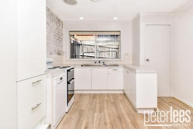 Unit For Sale - TAS - Summerhill - 7250 - Low Maintenance Living in a Convenient Location  (Image 2)