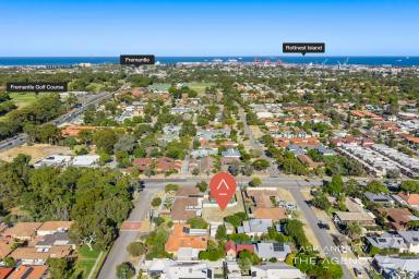 Residential Block For Sale - WA - Palmyra - 6157 - HILLTOP OPPORTUNITY  (Image 2)