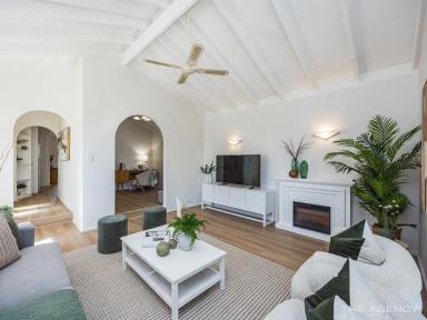 House For Sale - WA - Greenwood - 6024 - FIELD OF DREAMS!  (Image 2)