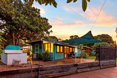House For Sale - WA - Broome - 6725 - 'Rural retreat' In the Heart of Old Broome (Image 2)