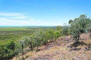 Lifestyle For Sale - QLD - Carmila - 4739 - 40.90ha Coastal Acreage with Stunning Ocean Views Bruce Highway Frontage  (Image 2)