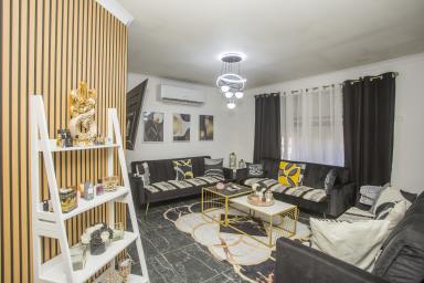 House For Sale - WA - Marangaroo - 6064 - CUL DE SAC LOCATION FAMILY HOME  (Image 2)