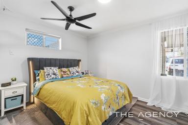 Duplex/Semi-detached For Sale - WA - Gosnells - 6110 - Modern Comfort | Large Secure Yard | Stylish Renovation  (Image 2)