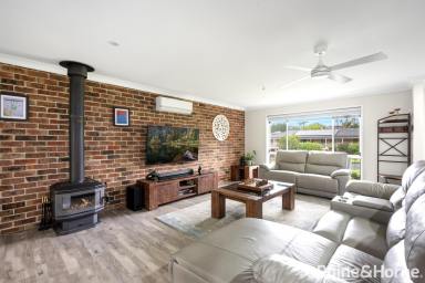 House For Sale - NSW - North Nowra - 2541 - The Ultimate Family Entertainer - Renovated, Refined & Ready  (Image 2)