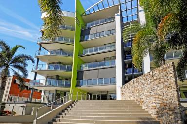 Unit For Lease - QLD - Cairns City - 4870 - Three Bedroom Unit - City Living!  (Image 2)
