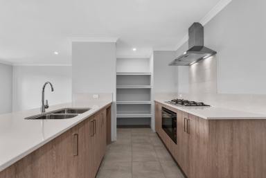 House Sold - WA - Madora Bay - 6210 - SEASIDE MADORA BAY!!  (Image 2)