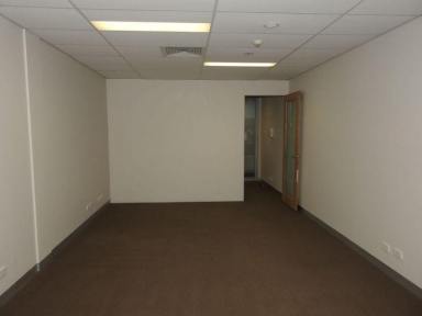 Office(s) For Lease - VIC - Essendon North - 3041 - COMMERCIAL OFFICE SPACE FOR LEASE - IDEAL FOR SMALL BUSINESS - FLEXIBLE LEASE TERMS (Image 2)