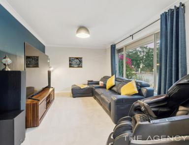 House For Sale - WA - Maddington - 6109 - 4 STUNNING BEDROOM FAMILY HOME-MOVE IN READY- IN A QUIET CULDESAC  (Image 2)