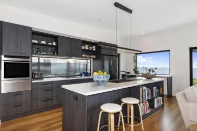 House For Sale - WA - Augusta - 6290 - Front-Row Ocean Views  (Image 2)