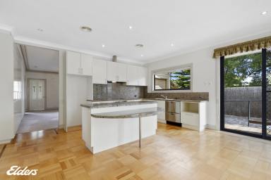 Townhouse For Lease - VIC - Yarram - 3971 - Modern townhouse in Yarram.  (Image 2)