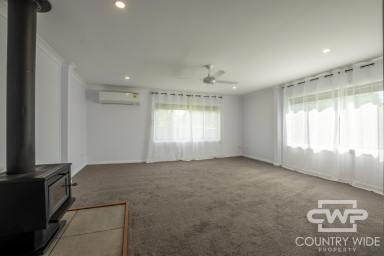 House For Sale - NSW - Glen Innes - 2370 - Dual Living With Potential Return of $700.00/Week  (Image 2)