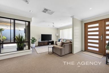 House For Sale - WA - Heathridge - 6027 - Fully renovated. Fully loaded. Absolutely nothing to do.  (Image 2)