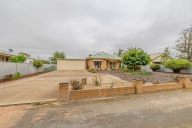 House For Sale - VIC - Ouyen - 3490 - Often sought & rarely found! (Image 2)
