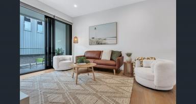 Unit Leased - VIC - Beaumaris - 3193 - CONTEMPORARY STYLE | BAYSIDE LIVING | UNBEATABLE LOCATION  (Image 2)