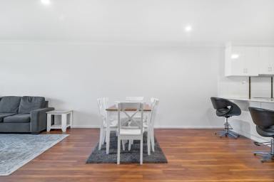 Unit For Lease - QLD - Harristown - 4350 - Modern Home in Harristown  (Image 2)