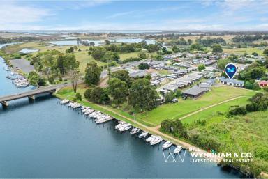 House For Sale - VIC - Nicholson - 3882 - River Views in the Heart of Nicholson  (Image 2)