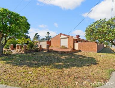 House For Sale - WA - Maddington - 6109 - DUAL STREET FRONT HOME  (Image 2)