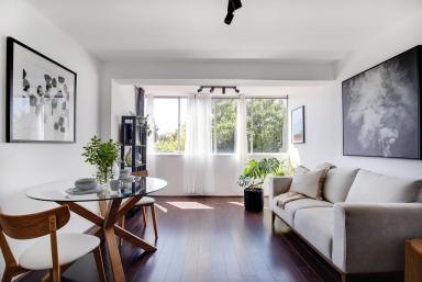 Apartment For Sale - WA - Fremantle - 6160 - North Facing Renovated Apartment with Rooftop Terrace  (Image 2)