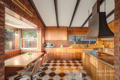 House For Sale - WA - Lesmurdie - 6076 - Architect-Designed Residence with Panoramic Views  (Image 2)