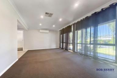House For Lease - NSW - Dubbo - 2830 - Family sized gem in South Dubbo  (Image 2)