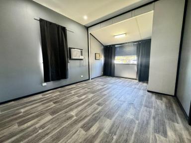 House For Lease - NSW - Taree - 2430 - Convenient Living Close to Town Amenities  (Image 2)