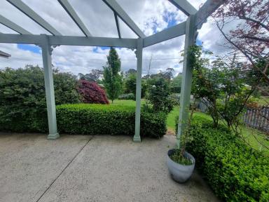 House For Sale - NSW - Bundanoon - 2578 - Large Family Home on Corner Block - Potential Subdivision STCA  (Image 2)