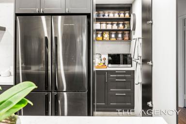 House For Sale - WA - Bicton - 6157 - Luxury Renovated Family Home  (Image 2)