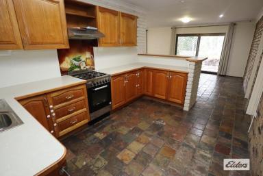 House For Sale - QLD - Summerholm - 4341 - Country Living at It's Best  (Image 2)